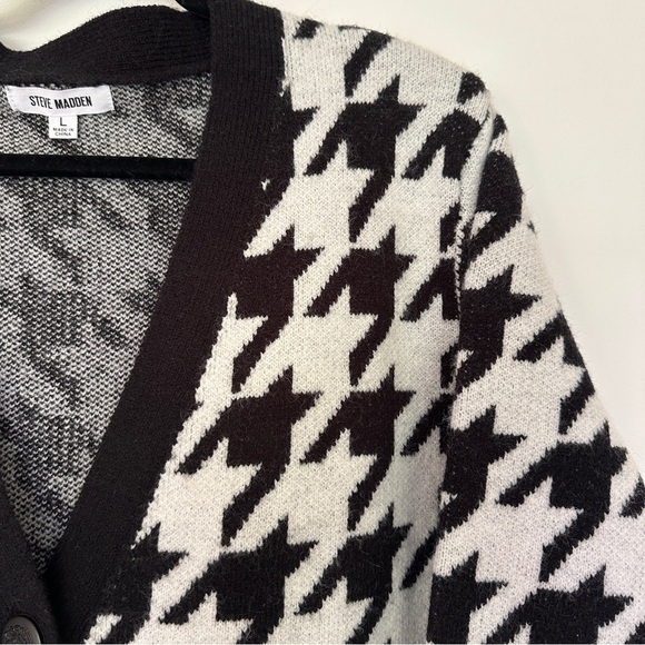 Steve Madden | Black & White Houndstooth Long Cardigan Sweater Size L - Picture 3 of 13